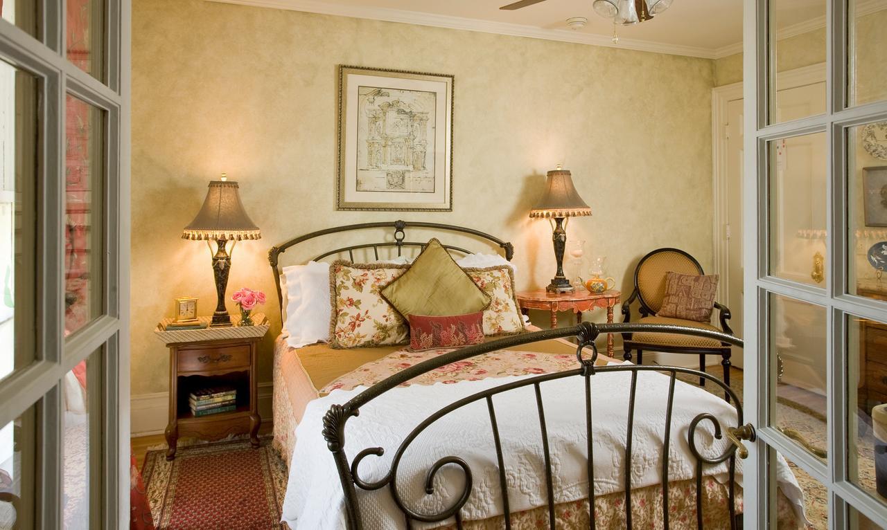 A B&B At The Edward Harris House Inn 로체스터 외부 사진